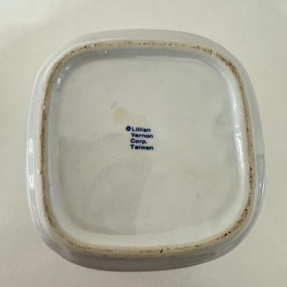 VTG 80s Lillian Vernon‎ Grandma's Treats Ceramic Jar Blue Floral Lid